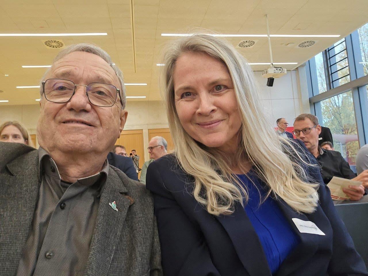 v.l.n.r. Michael Schenk und Silvia Hapke-Lenz MdL